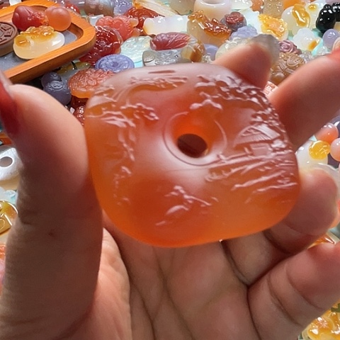 未镶嵌颈饰玛瑙/玉髓琰*