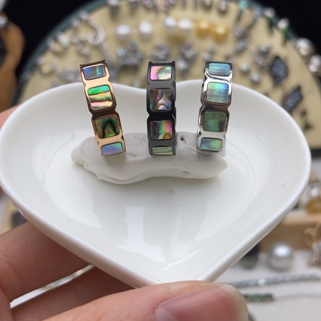 画框贝壳钛钢炫彩贝贝螺钿戒指定制