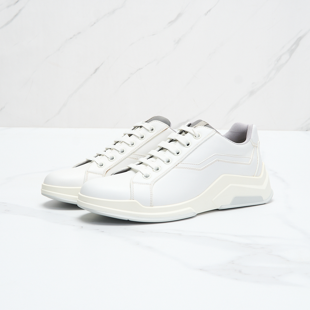 Prada男士极简小白鞋/YZ301132