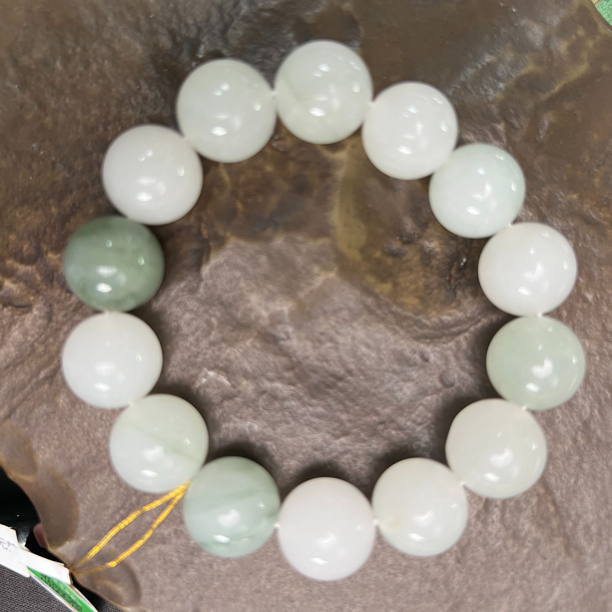 SH0636金丝玉（石英岩玉）手链