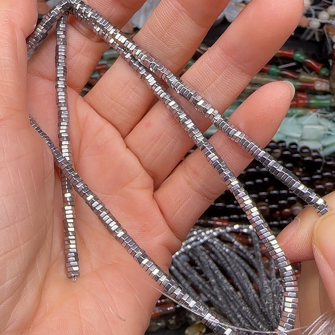 玛瑙/玉髓合金珠宝半成品黑胆石3mm隔片一条银色