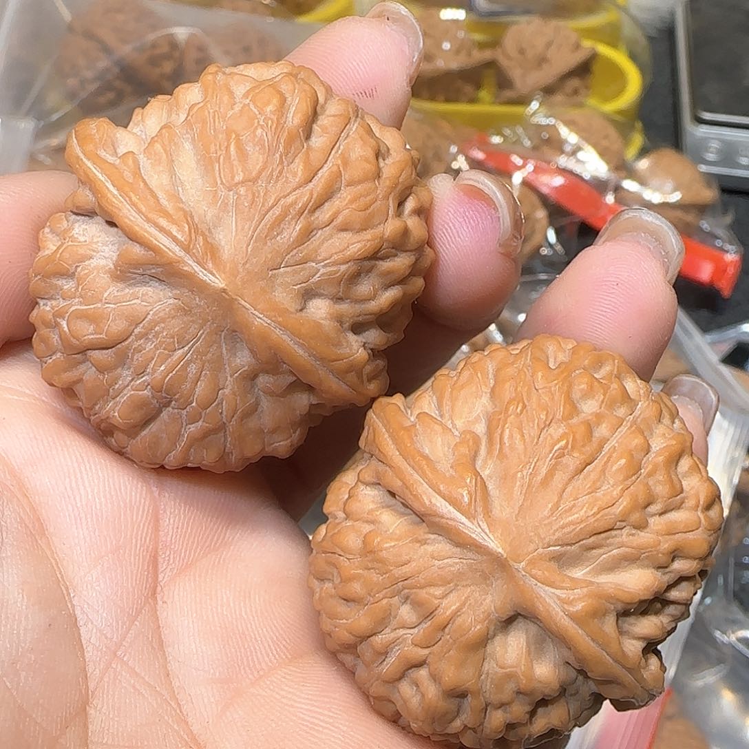 文玩核桃吊坠42黄松峪元宝全