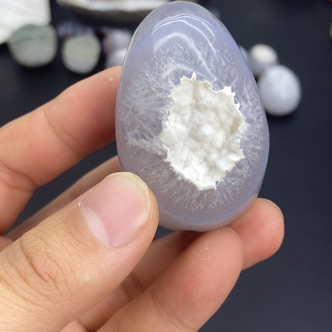 玛瑙/玉髓未镶嵌珠宝奇石