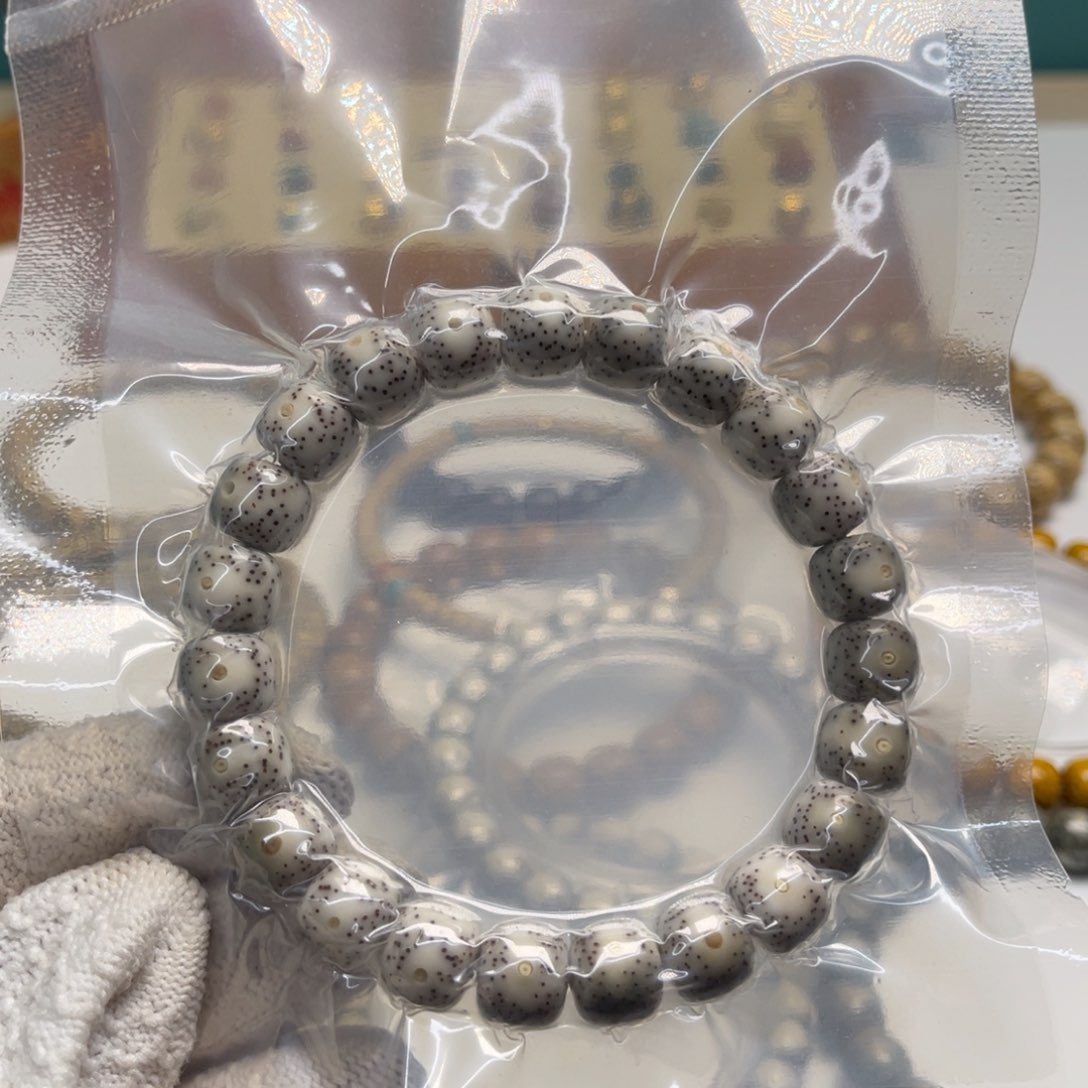 星月菩提手串E****neeeeeeeeeee