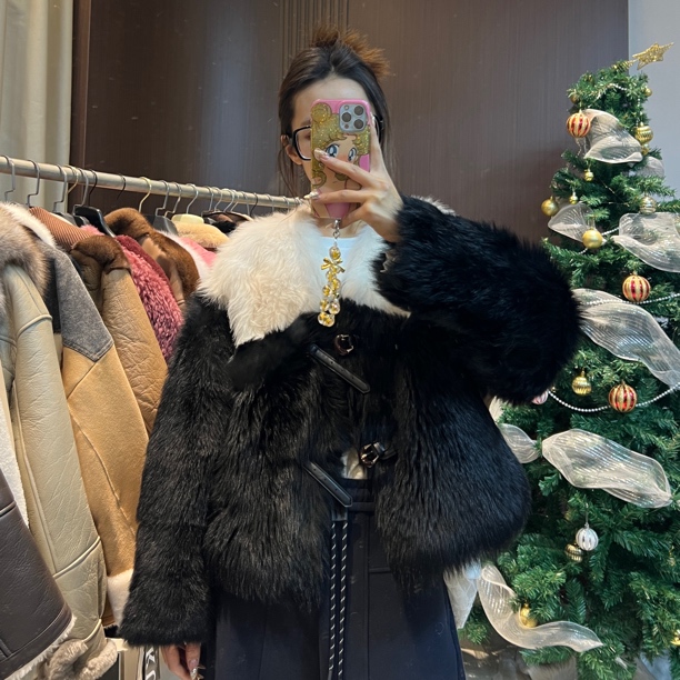 实体清货！皮毛一体外套77972FE