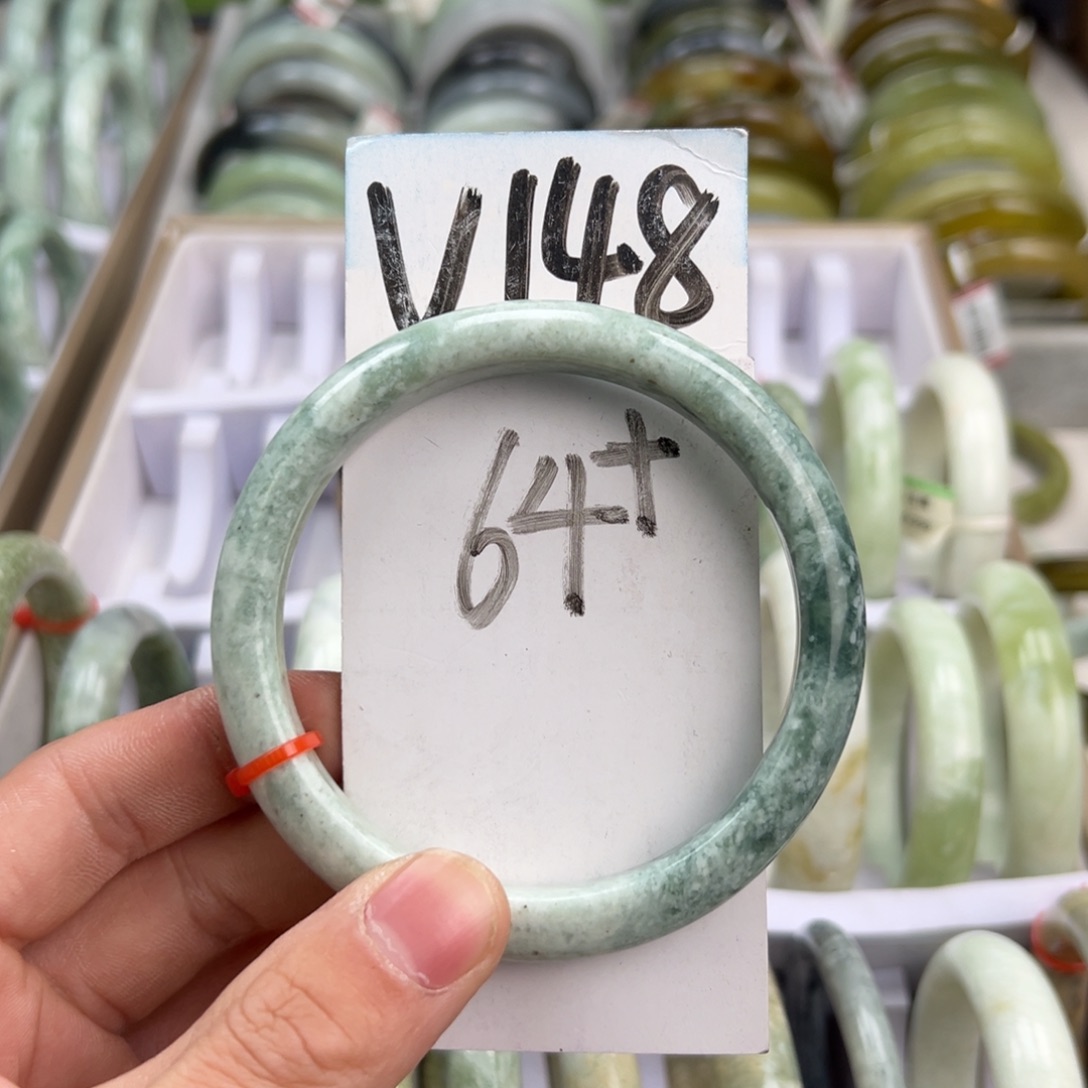 岫玉手镯未镶嵌天然岫玉