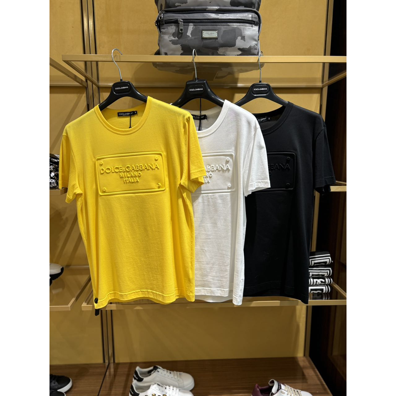 【CC在欧洲】 D....G 折扣款 1号 男士纯色浮雕方标短袖T恤