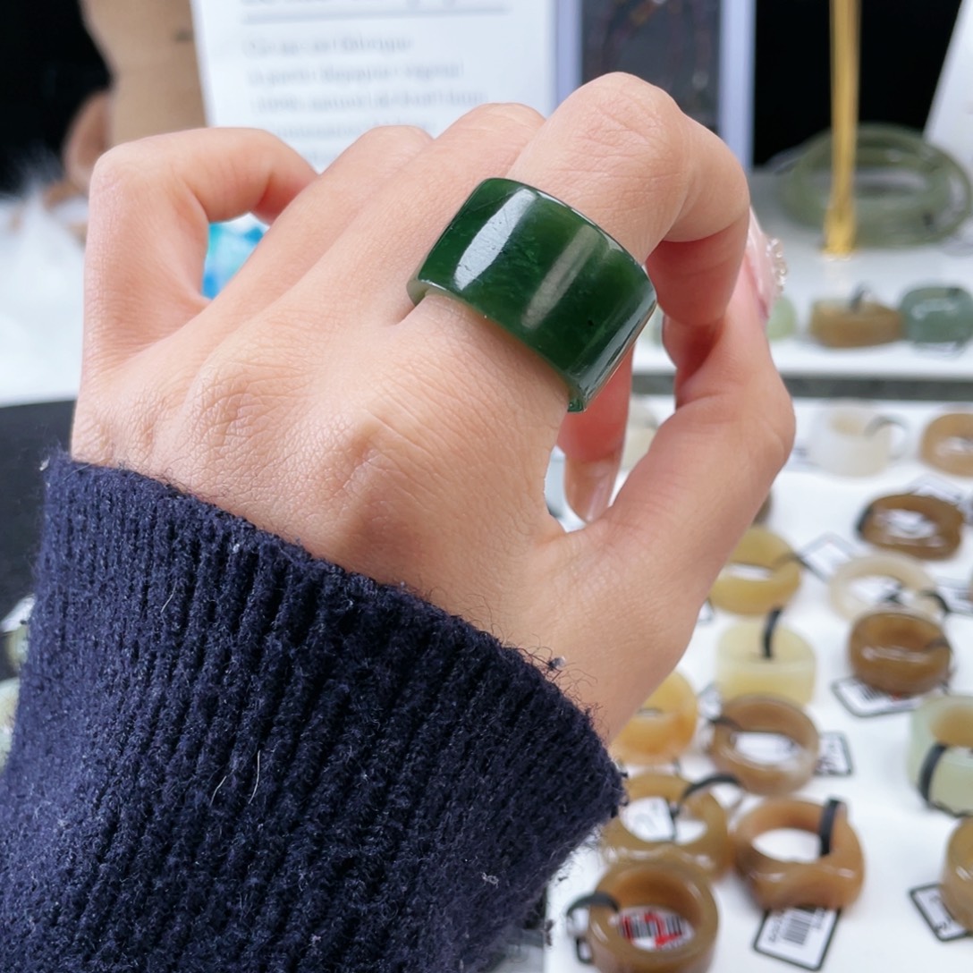 和田玉未镶嵌戒指P74碧玉直切19.1不退换