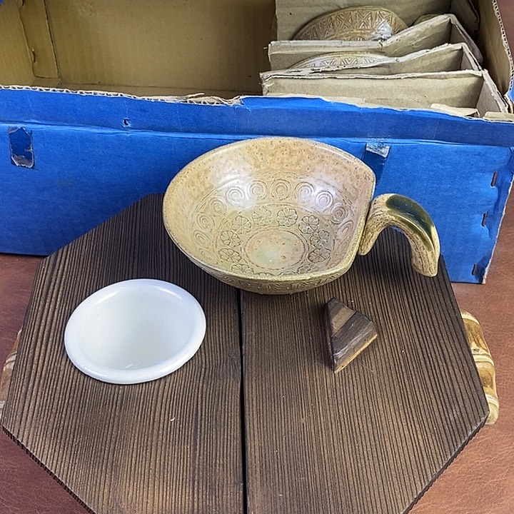 瓷器铜铁器木器木粉花瓶