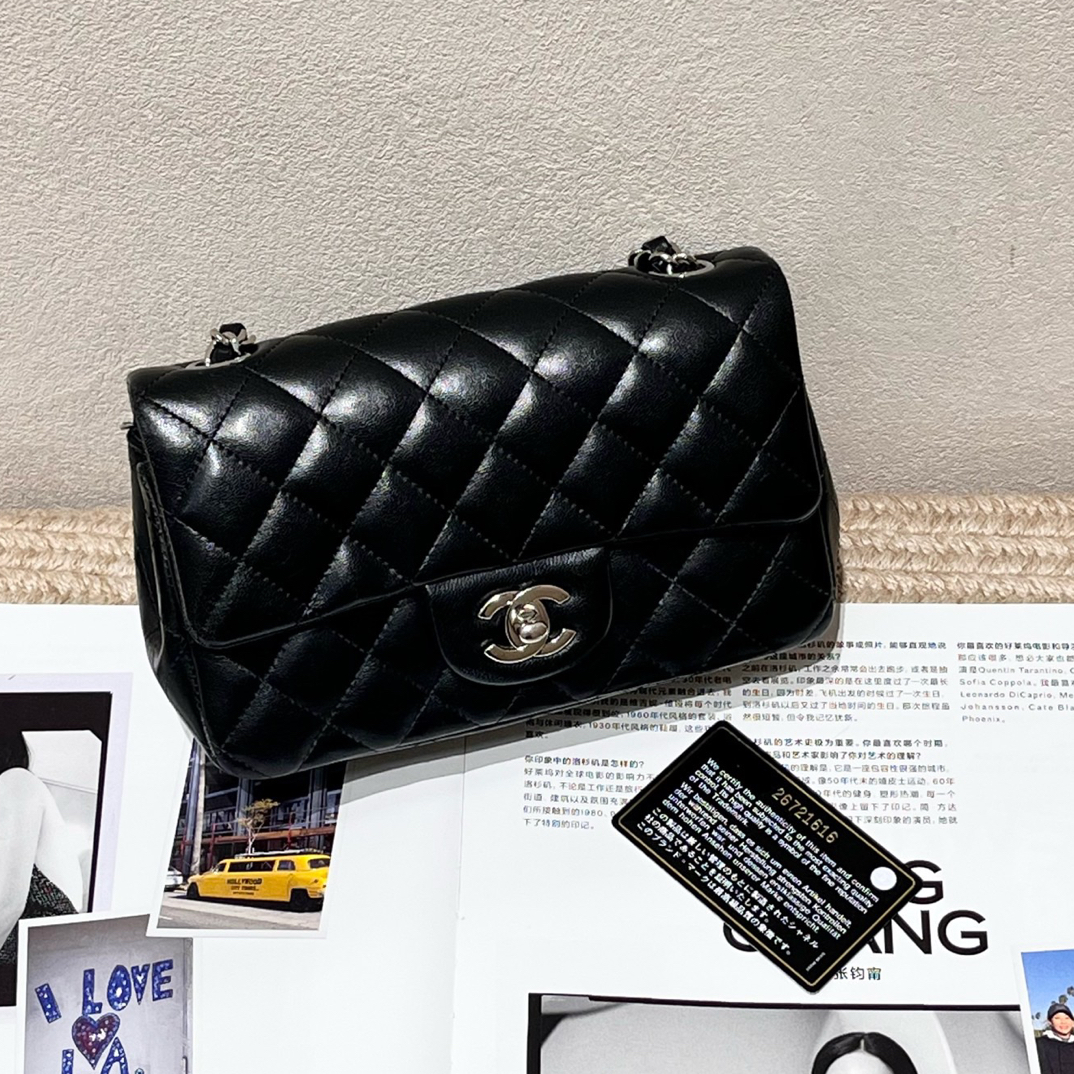 99新 Chanel/香奈儿 19C 黑银羊皮大mini 单肩斜挎包