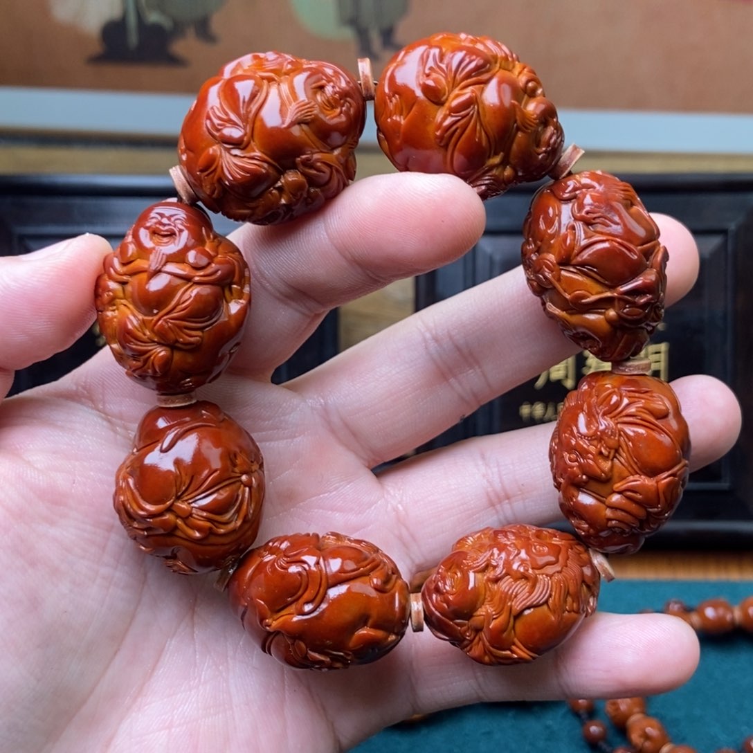 手串橄榄核龙财神