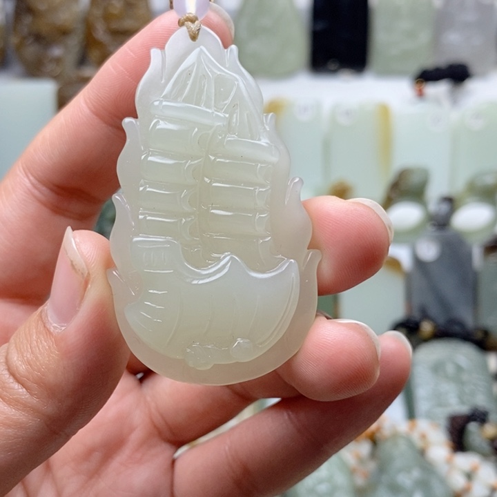 和田玉（白玉）颈饰未镶嵌