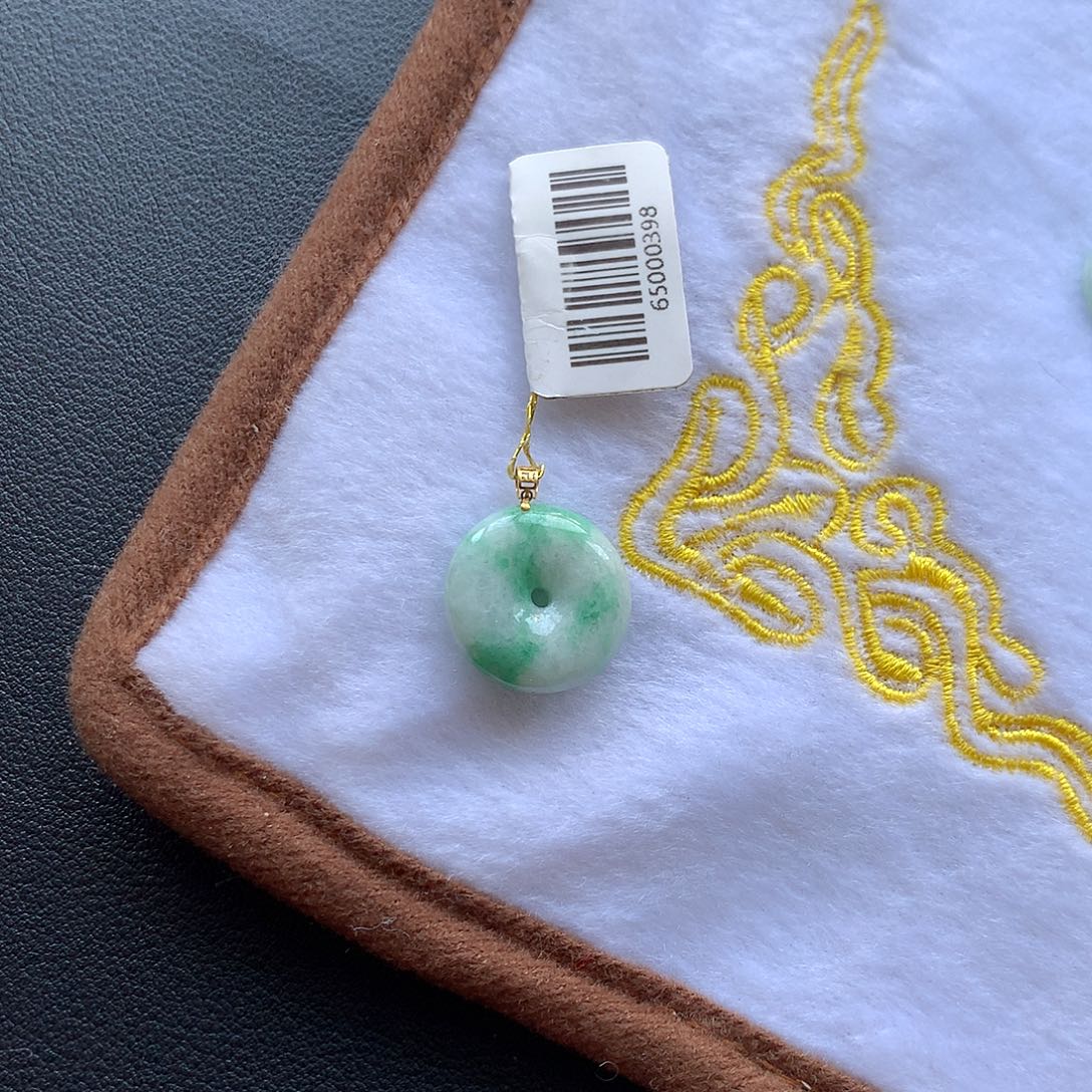 翡翠18K金镶嵌颈饰Wwww