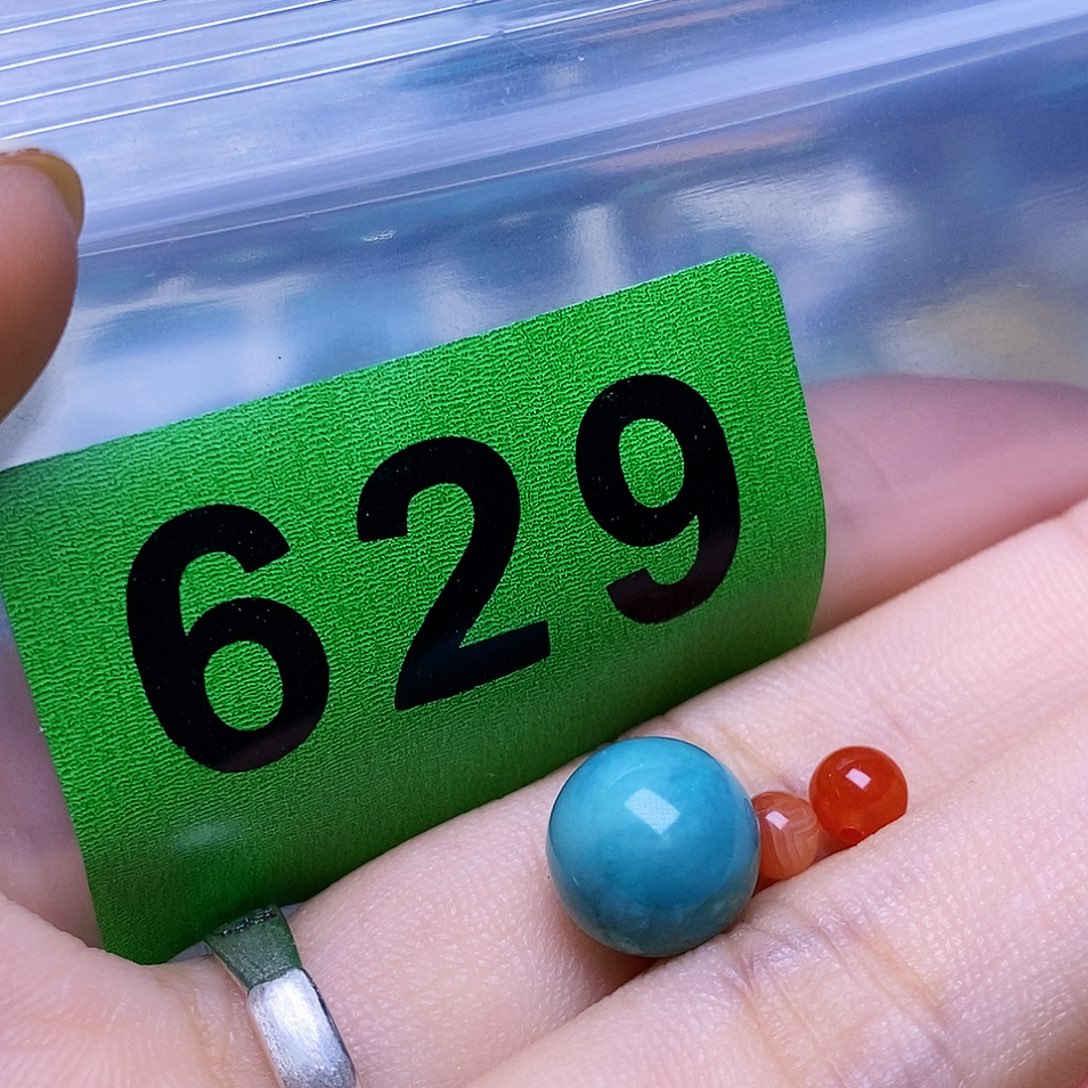 未镶嵌南红玛瑙珠宝奇石
