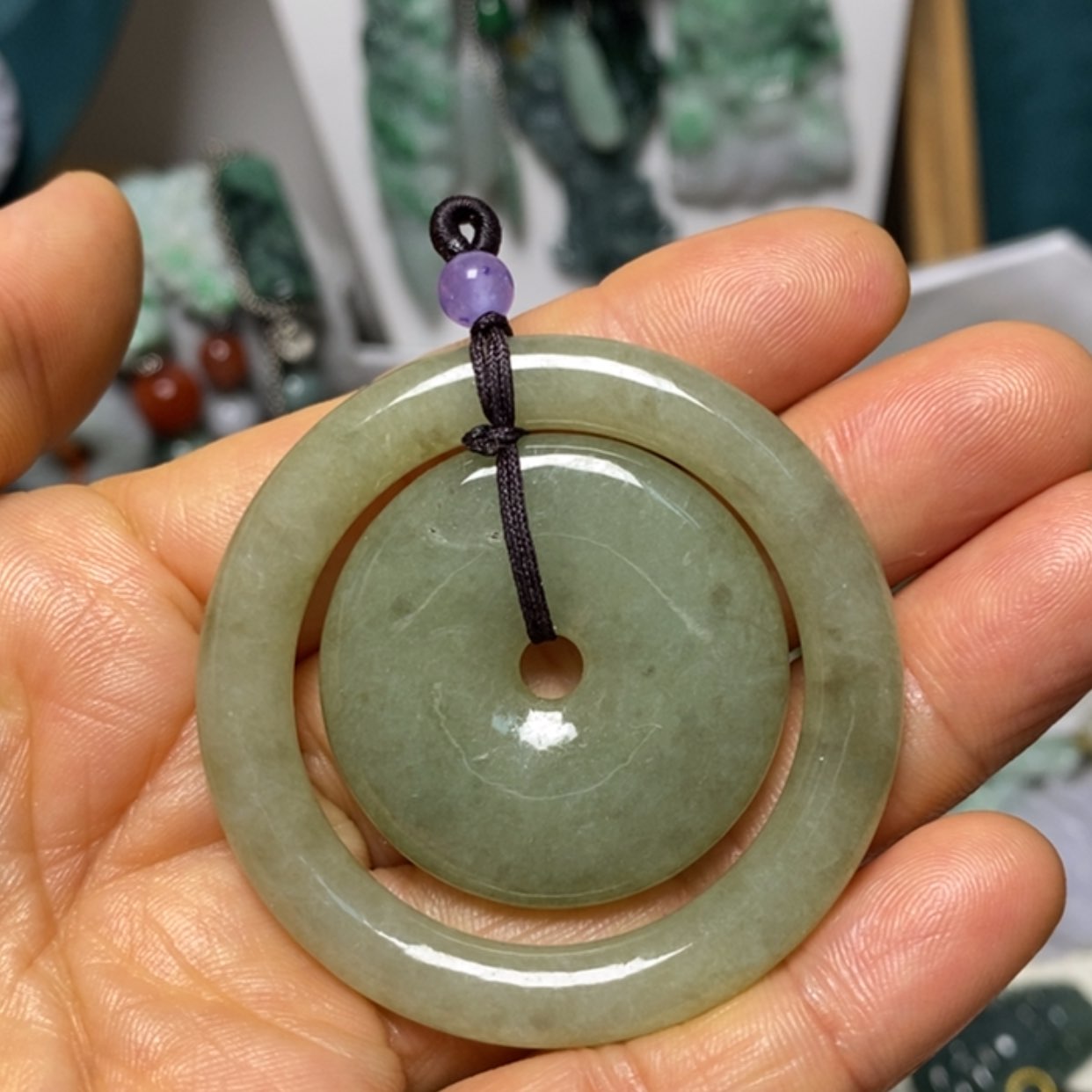 【闪购商品】翡翠吊坠(赠链)未镶嵌