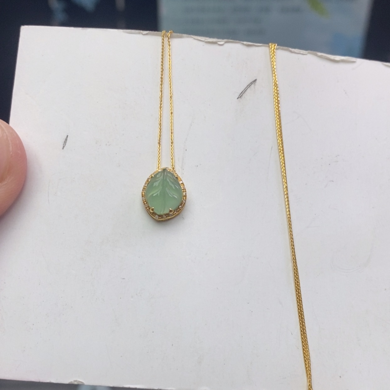 【闪购商品】颈饰18K金镶嵌翡翠翡翠