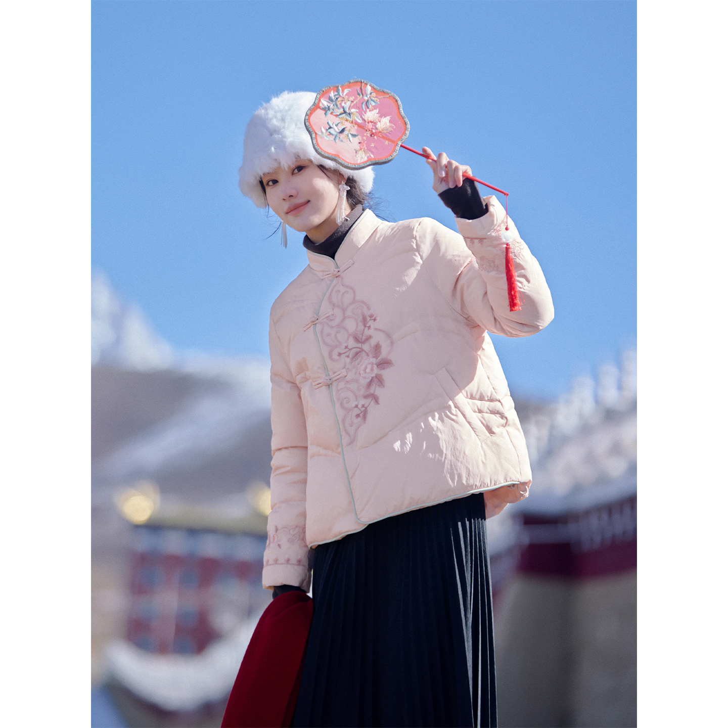 红念鸭绒粉色中式女设计感2025年短款羽绒服女小个子