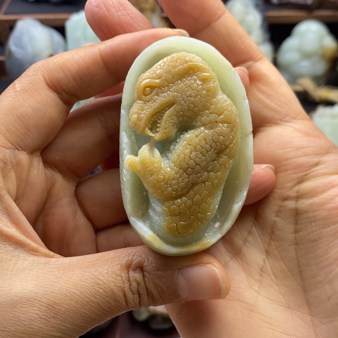 和田玉未镶嵌挂件