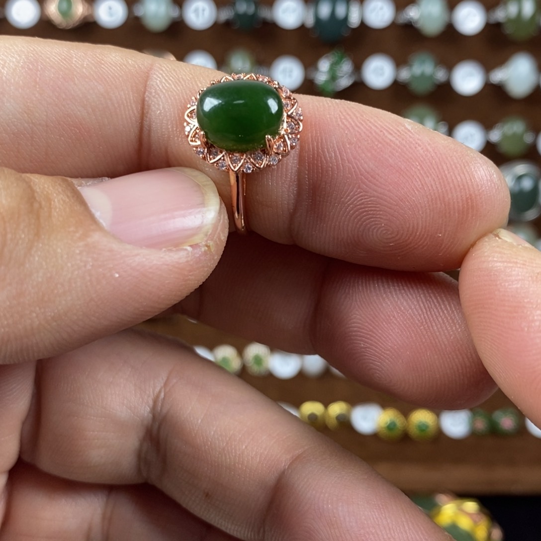 和田玉（碧玉）戒指合金