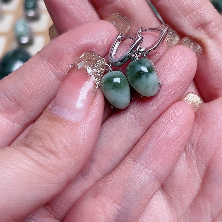 透闪石-蛇纹石玉耳环银S925镶嵌