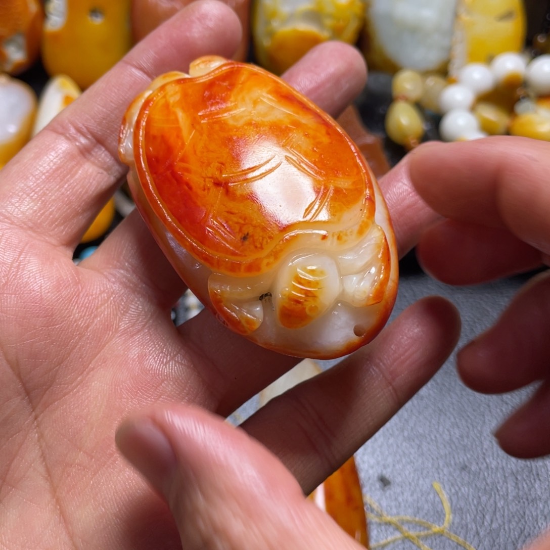 宁***远和田玉未镶嵌颈饰