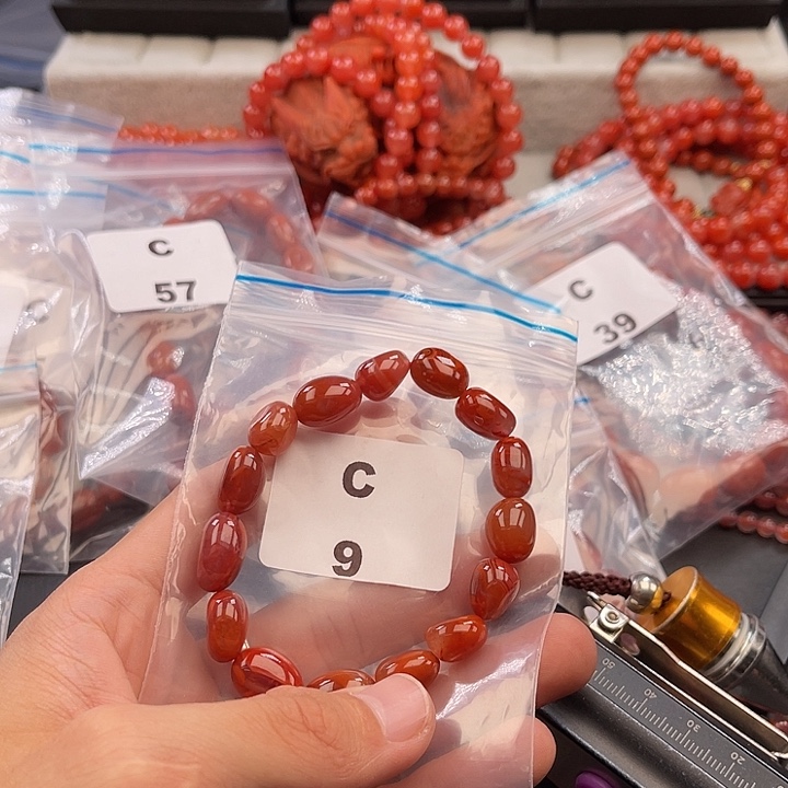 南红玛瑙未镶嵌多样性发货默认微瑕称重10mm