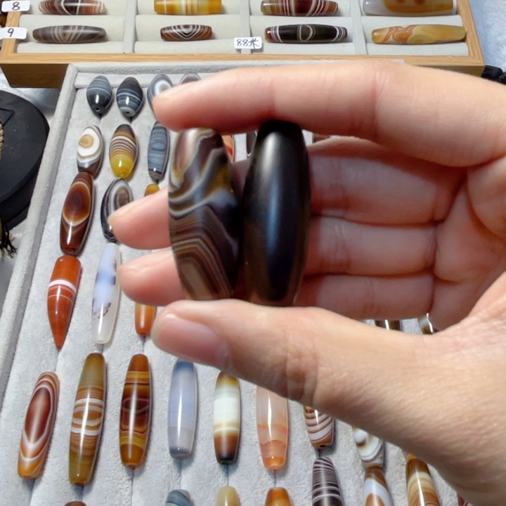 玛瑙/玉髓颈饰合金蜗*