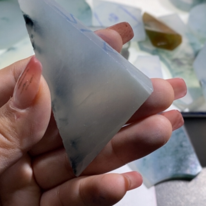 【闪购商品】翡翠挂件未镶嵌多*美