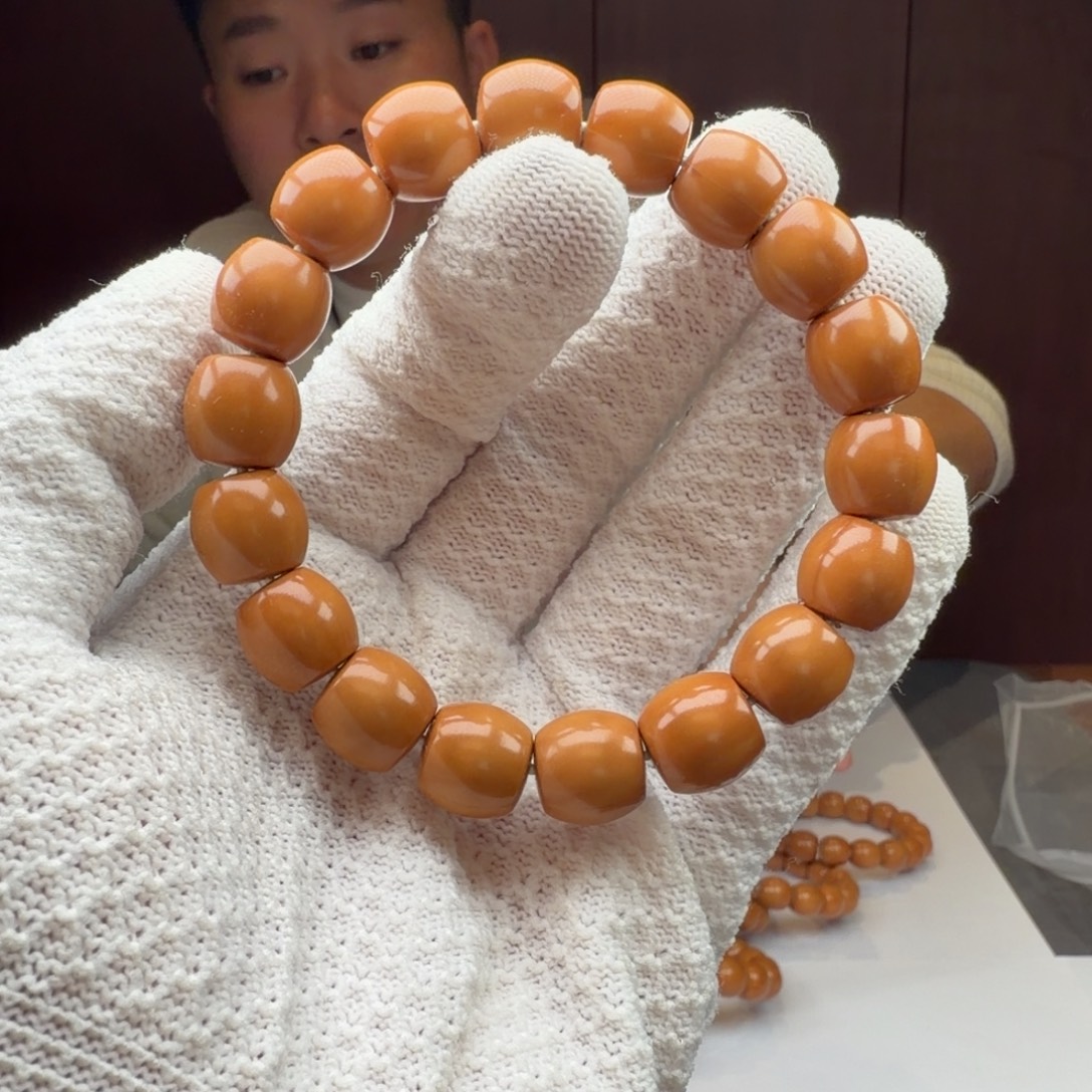 吊坠猴头核桃裂直切