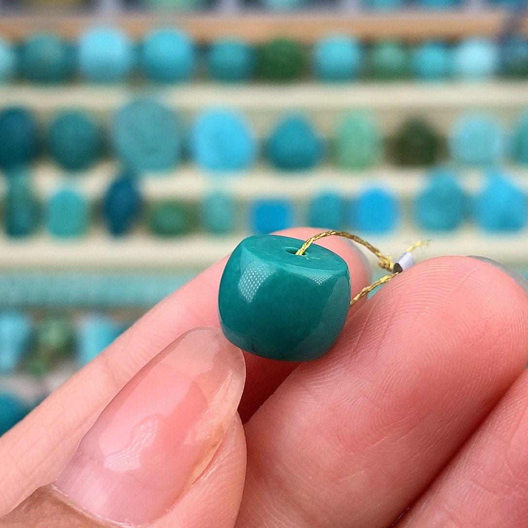 未镶嵌绿松石珠宝奇石10