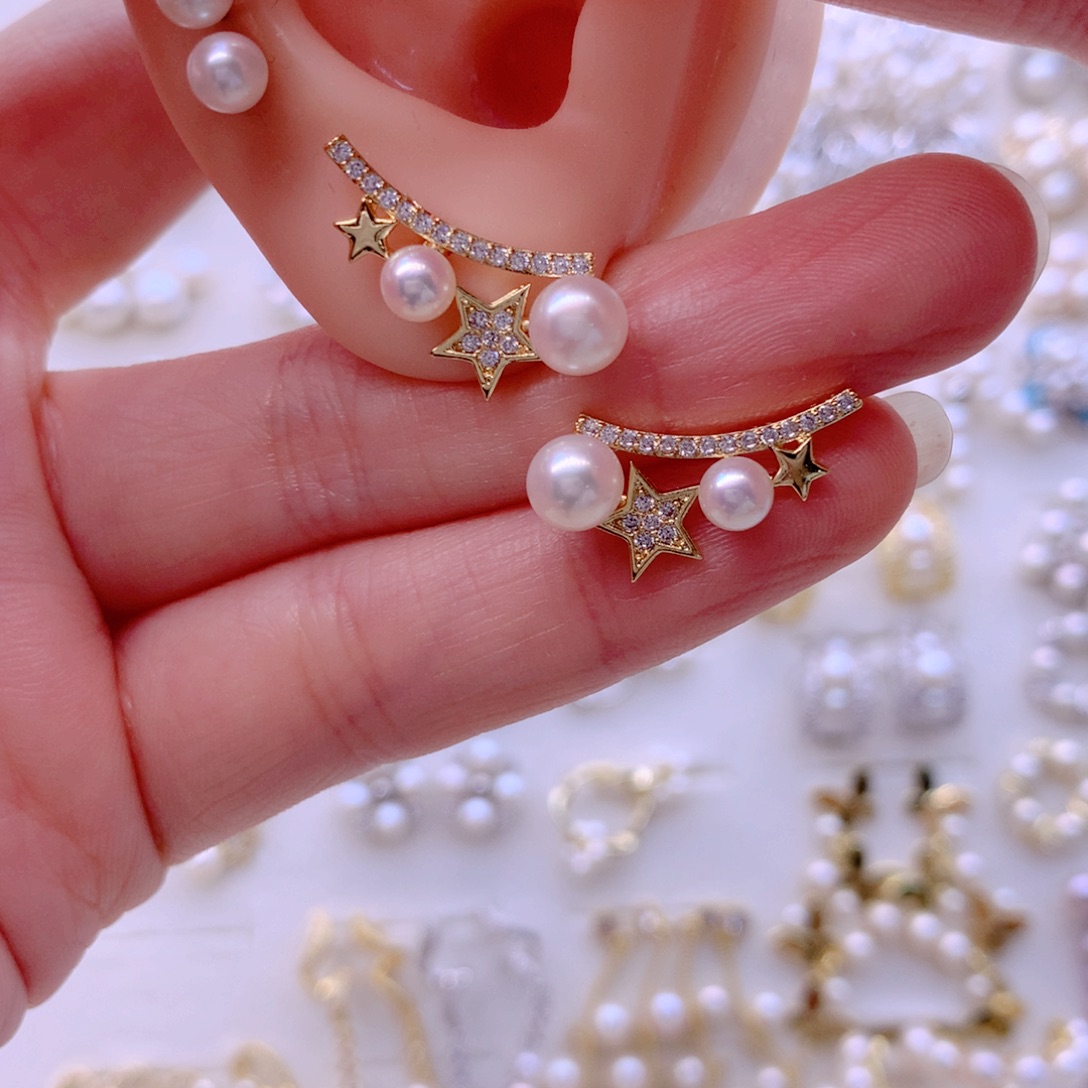 淡水珍珠合金耳饰