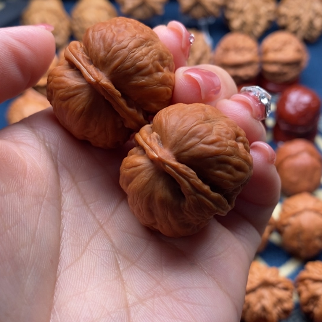 文玩核桃把件精品小手捻