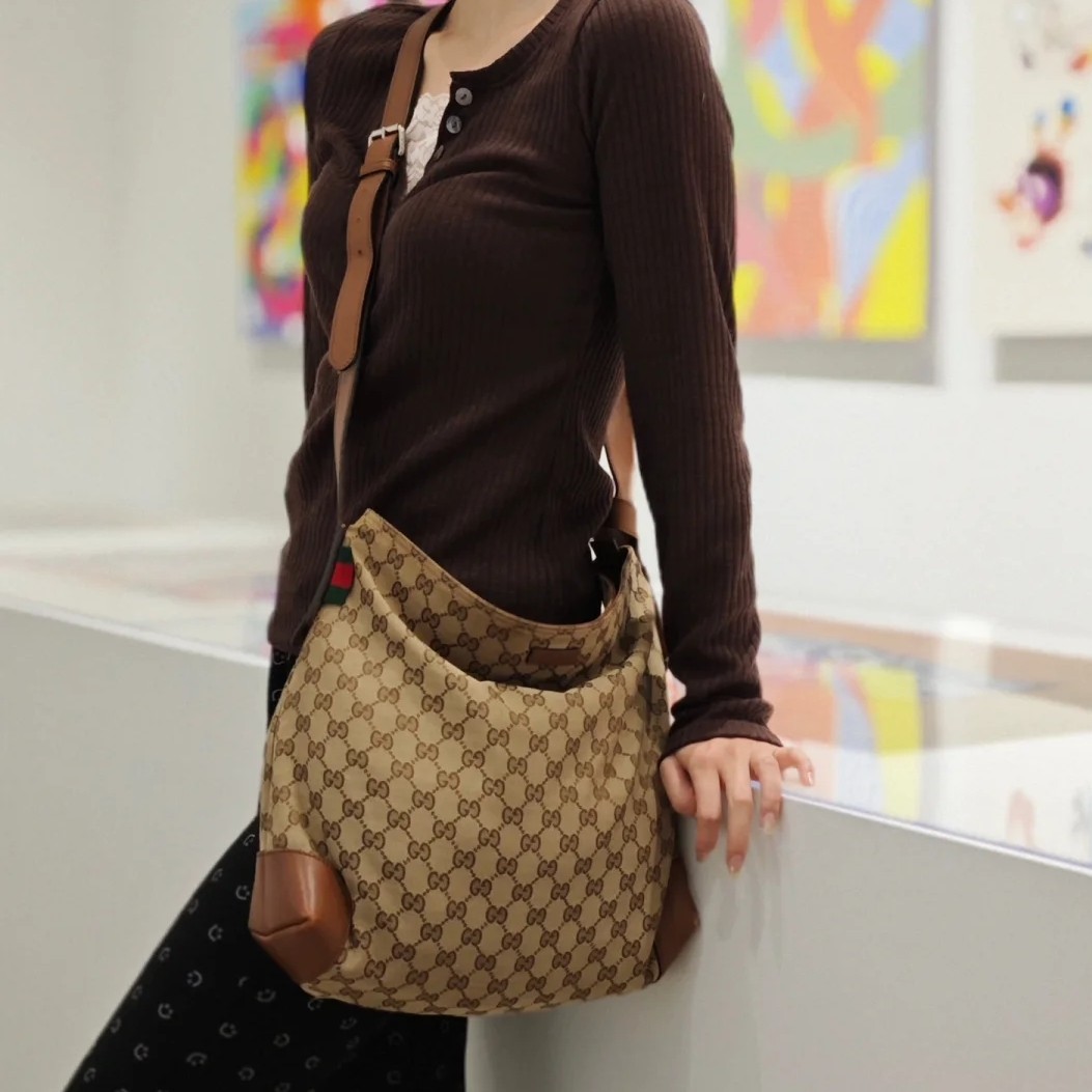 95新 GUCCI/古驰 老花单肩斜挎包72873470