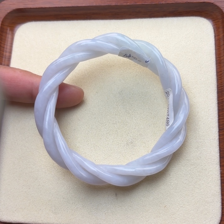 翡翠未镶嵌手镯54-55可戴麻花212