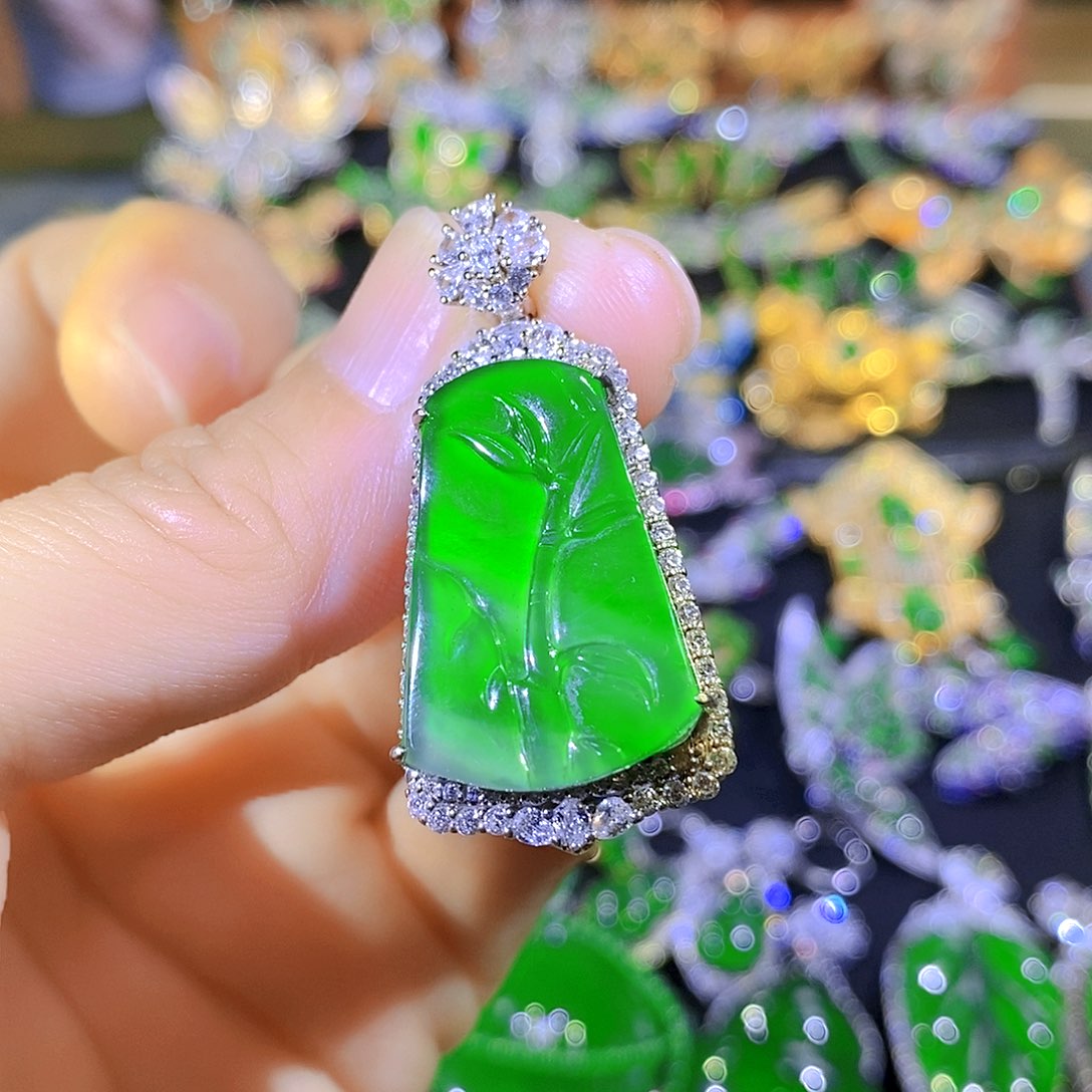 吊坠(不含链)银S925镶嵌翡翠