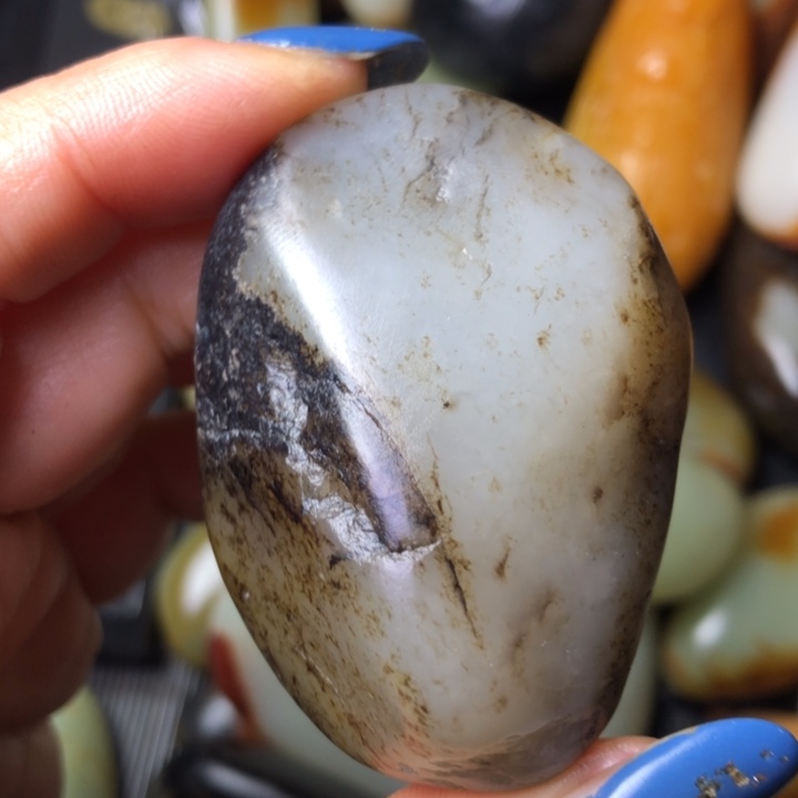 和田玉未镶嵌珠宝奇石