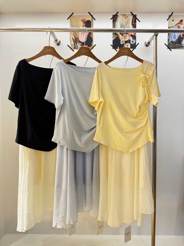 不规则蝴蝶T➕不规则半裙套装5228