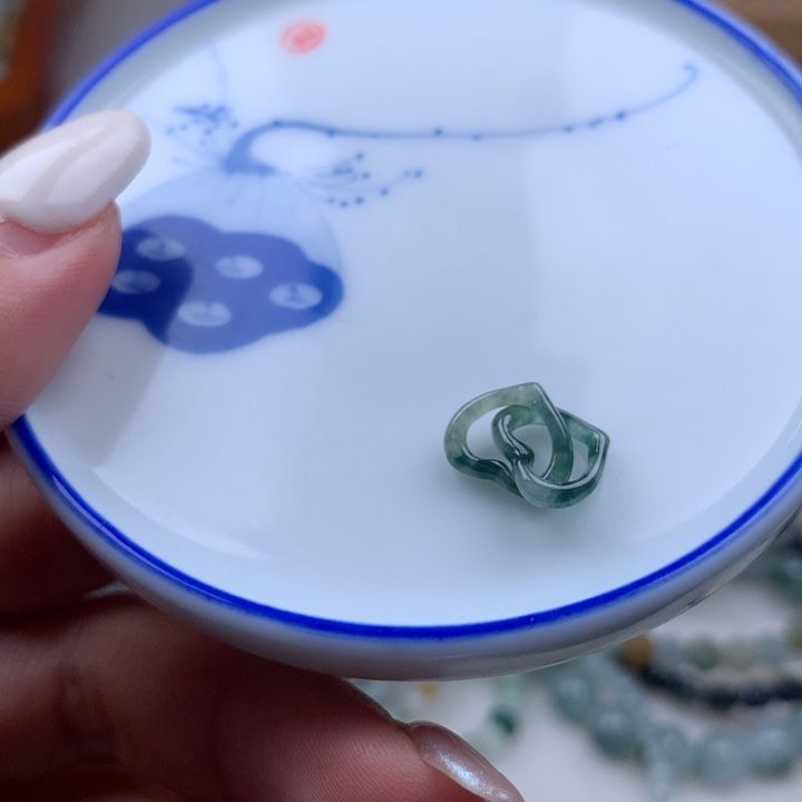 翡翠散珠飘花双环