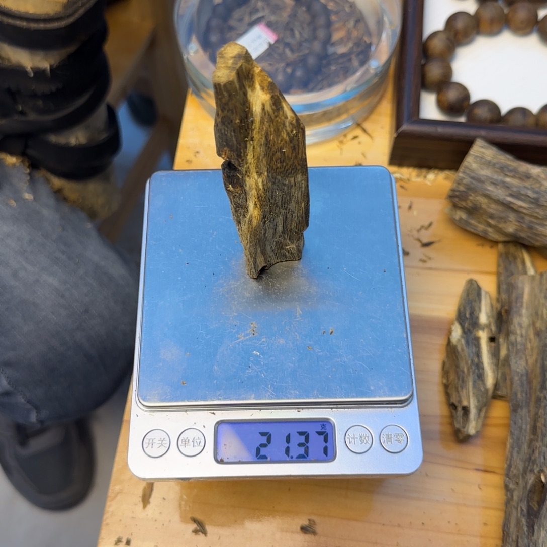 沉香手把件沉香棋楠虫漏把件薰香