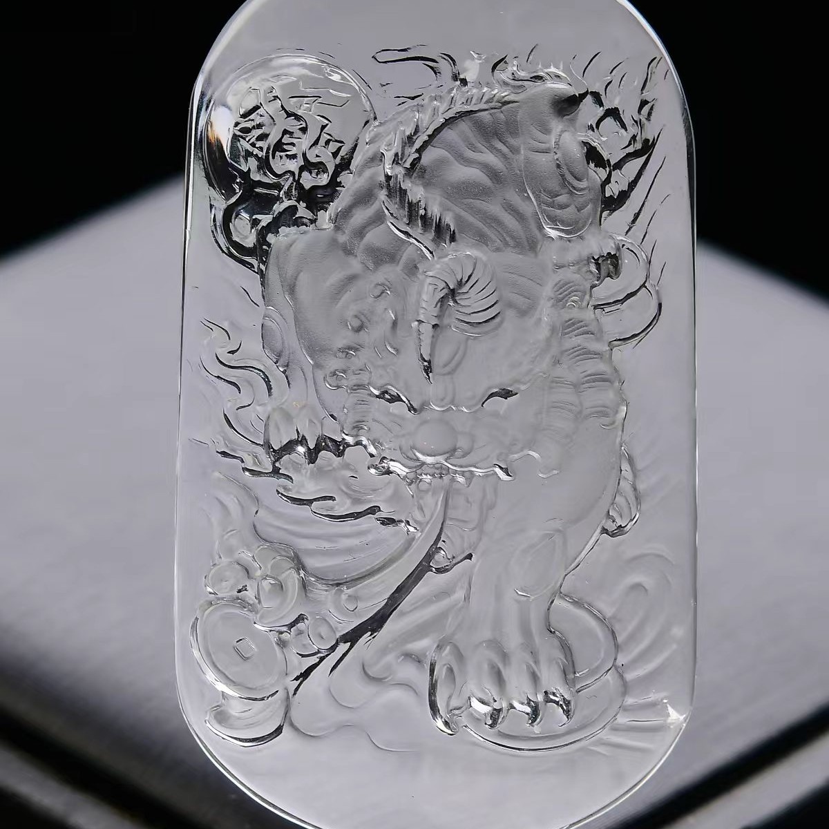 大号天然白水晶貔貅无事牌吊坠，晶体通透 63*36*14mm，60克左右