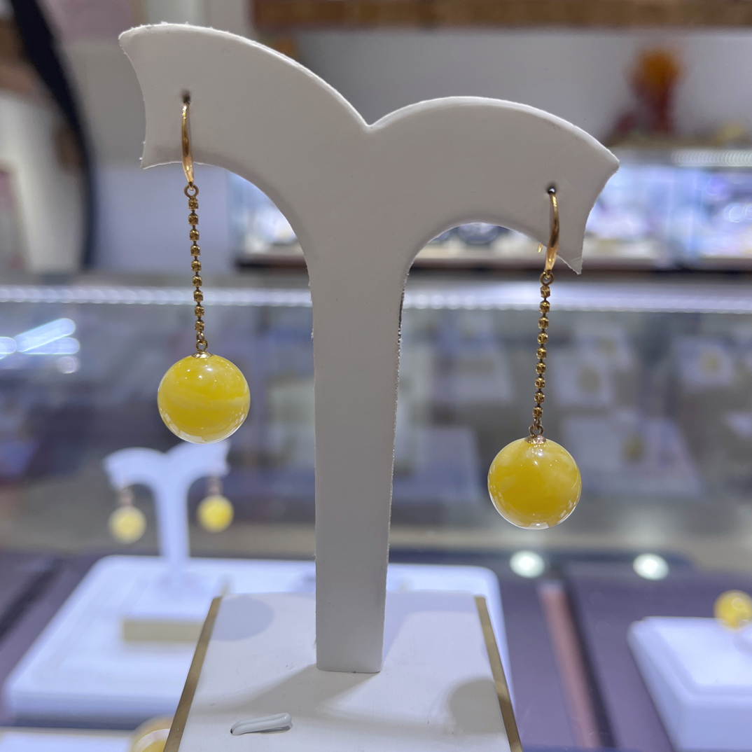 天然满蜡鸡油黄圆珠18k金镶嵌耳环14mm