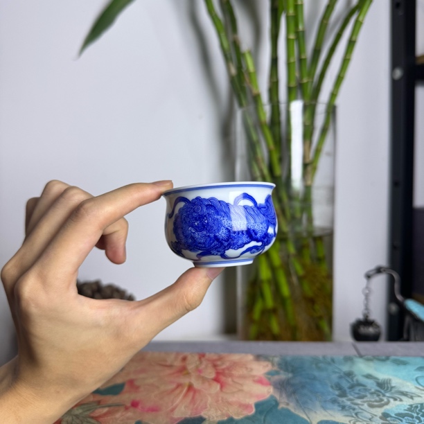 手工陶瓷青花狮子滚绣球炉式杯主人杯高档茶杯单杯主人杯单杯男士