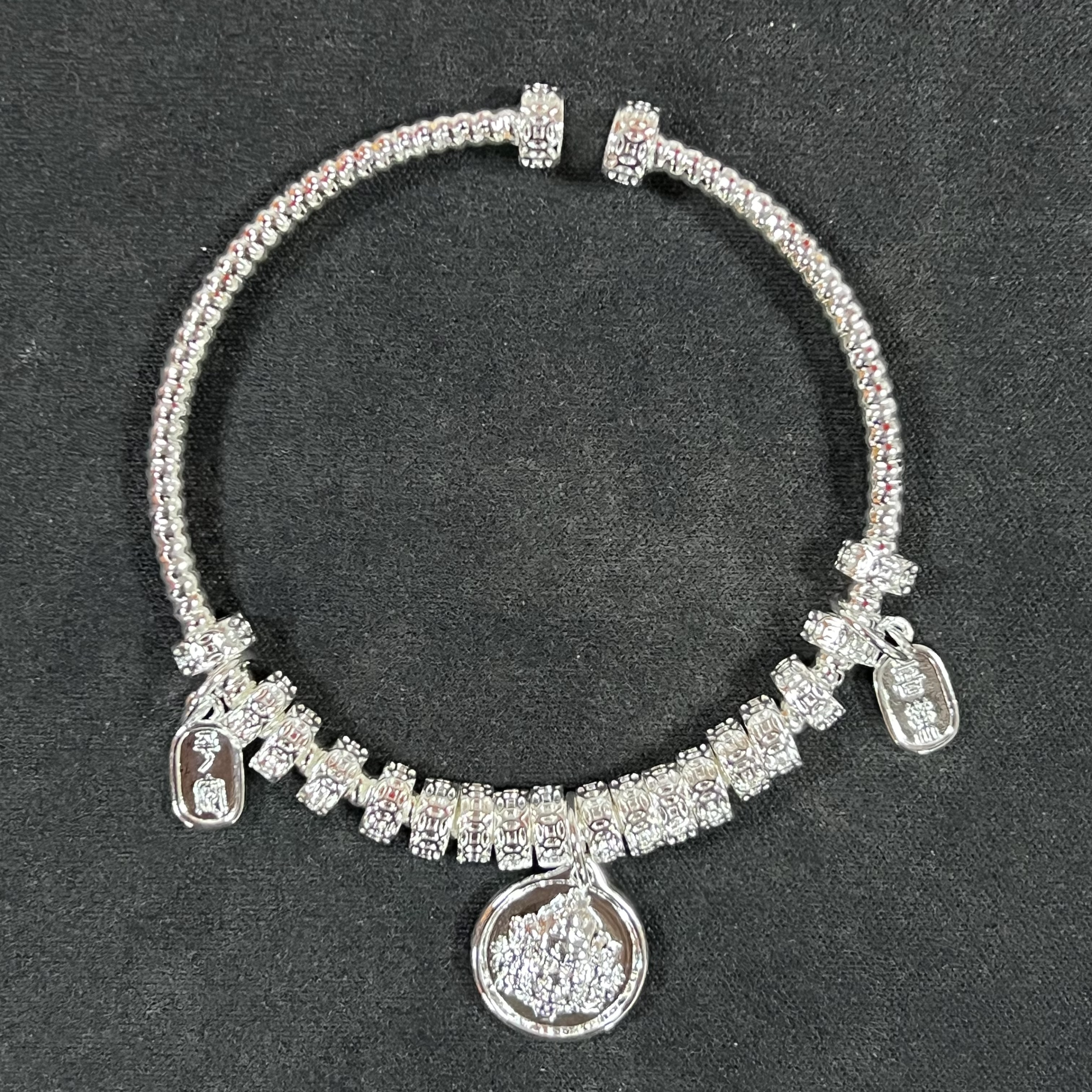 足银手镯 银大福珠宝 盘缠开口手镯（无礼盒）YZ017