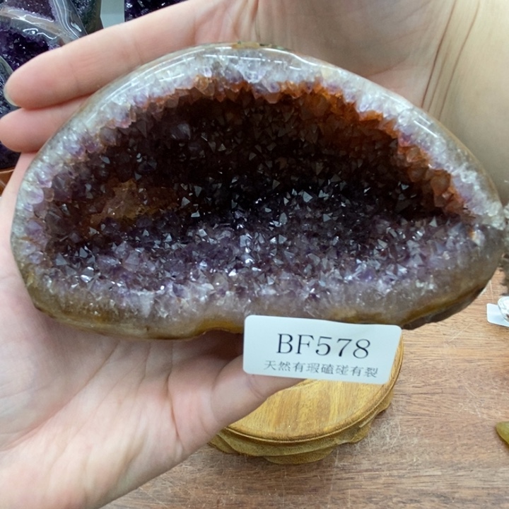 紫晶大型摆件（非配饰）未镶嵌