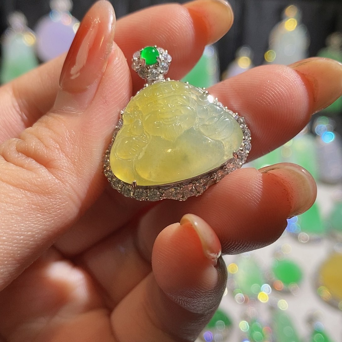 翡翠颈饰银S925镶嵌天然翡翠