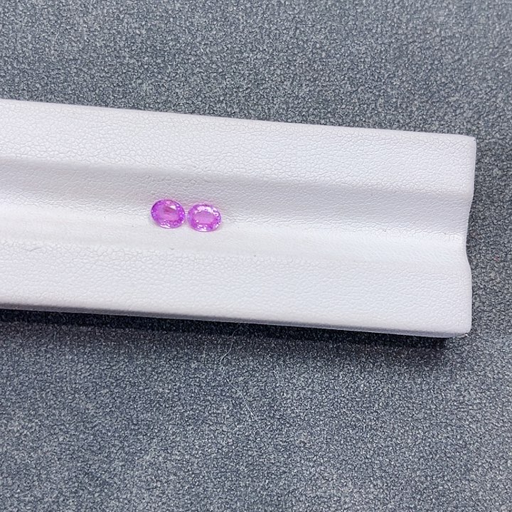 蓝宝石裸石未镶嵌