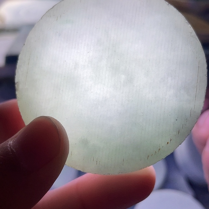 翡翠挂件未镶嵌毛料95