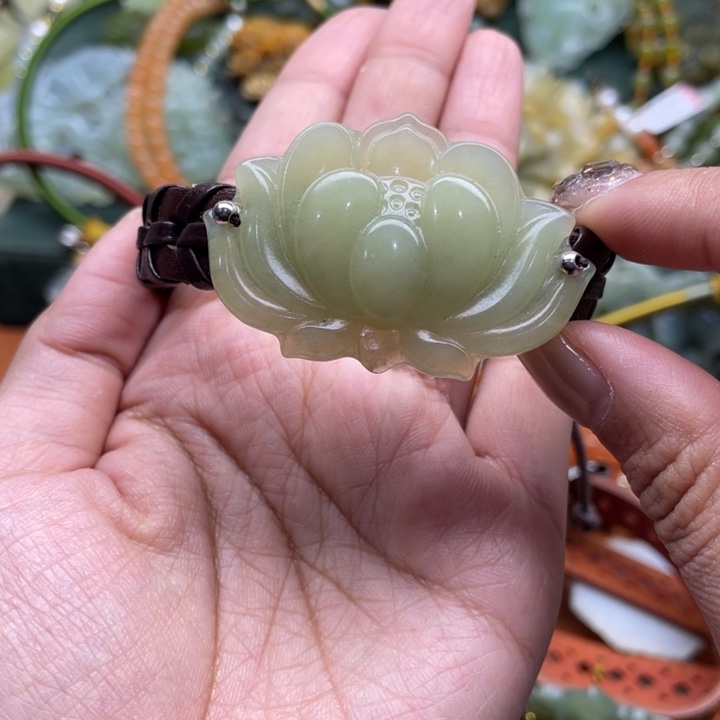 蛇纹石玉手牌合金不***屁