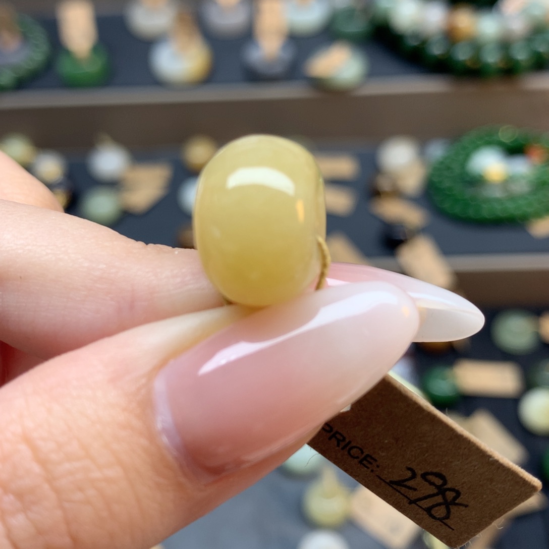 手串未镶嵌和田玉金橘柠檬