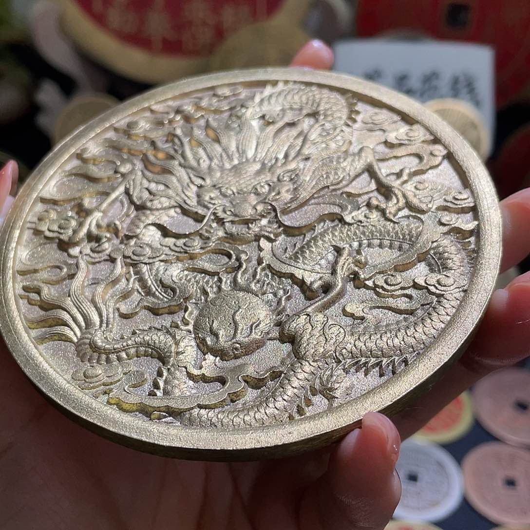 铜铜现代仿制工艺品花钱